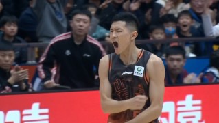 开云中国官网-强势击败卫冕冠军！近12轮赢了11场，又有一队跻身夺冠大热行列