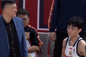 开云品牌-8投2中，4失误！徐杰究竟怎么了？杜锋一语道破天机，真不怪他