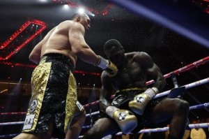 开云综合服务-张志磊5回合TKO维尔德 影响力提升前景豁然开朗